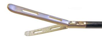 Double Fenestrated Grasper with Handle-3MM